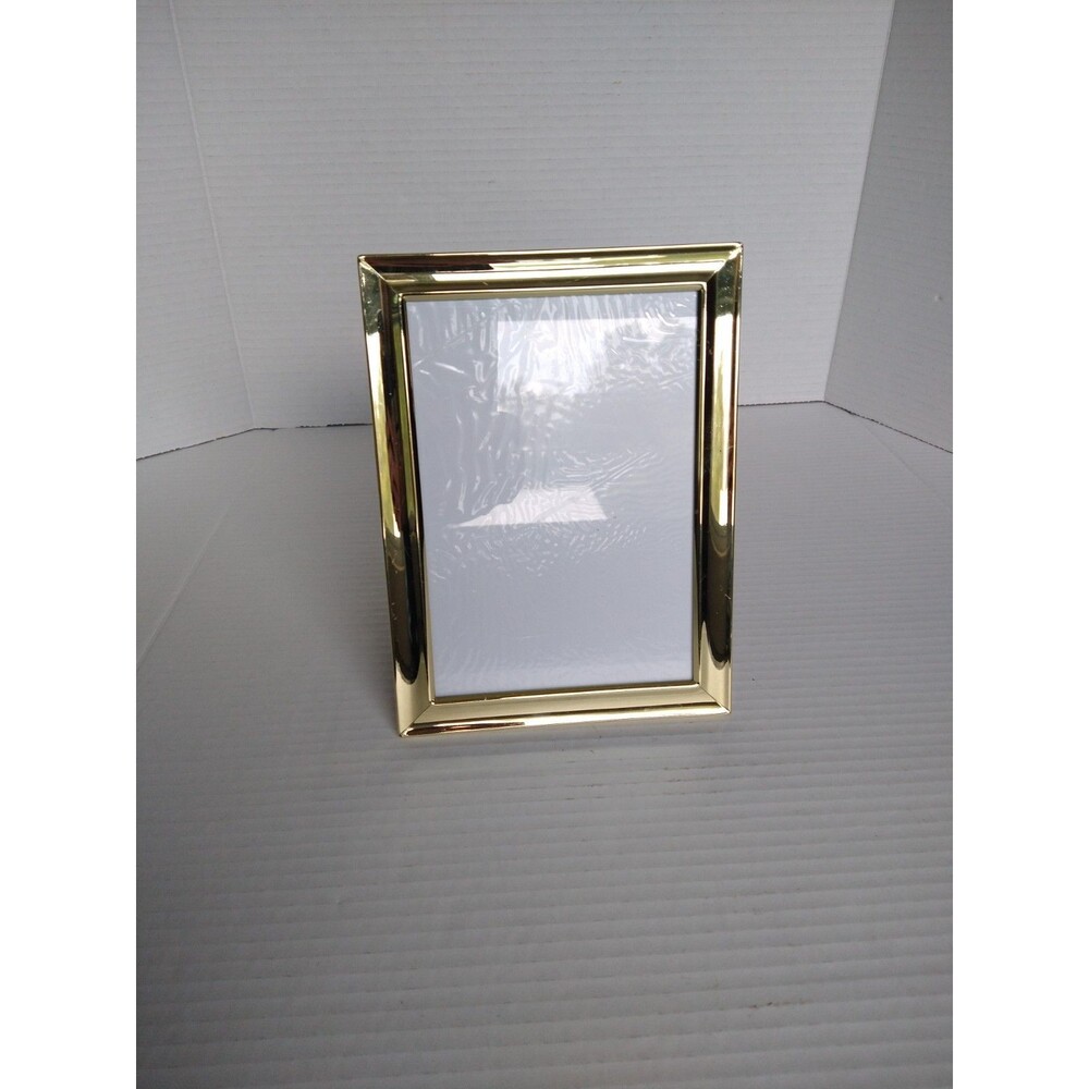 HB Group Vintage 1997 Ornate Gold-Toned Metal Picture Frame